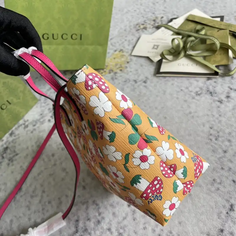 G*u*i bag 2306ya0139