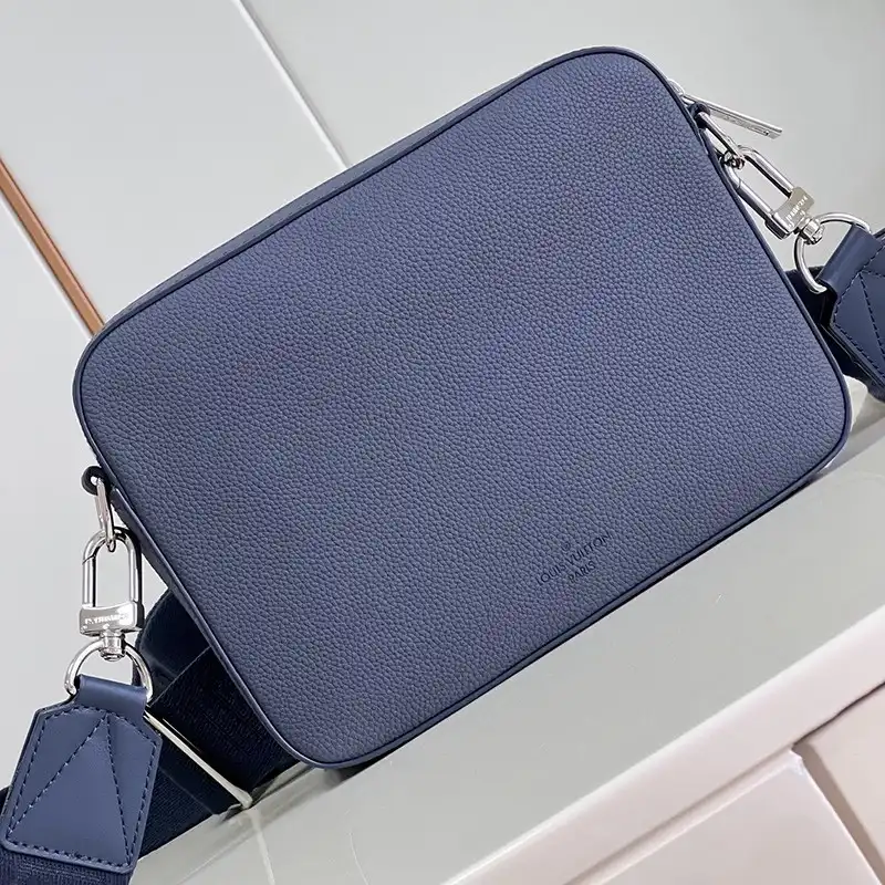 LV Bag 2306YA0170