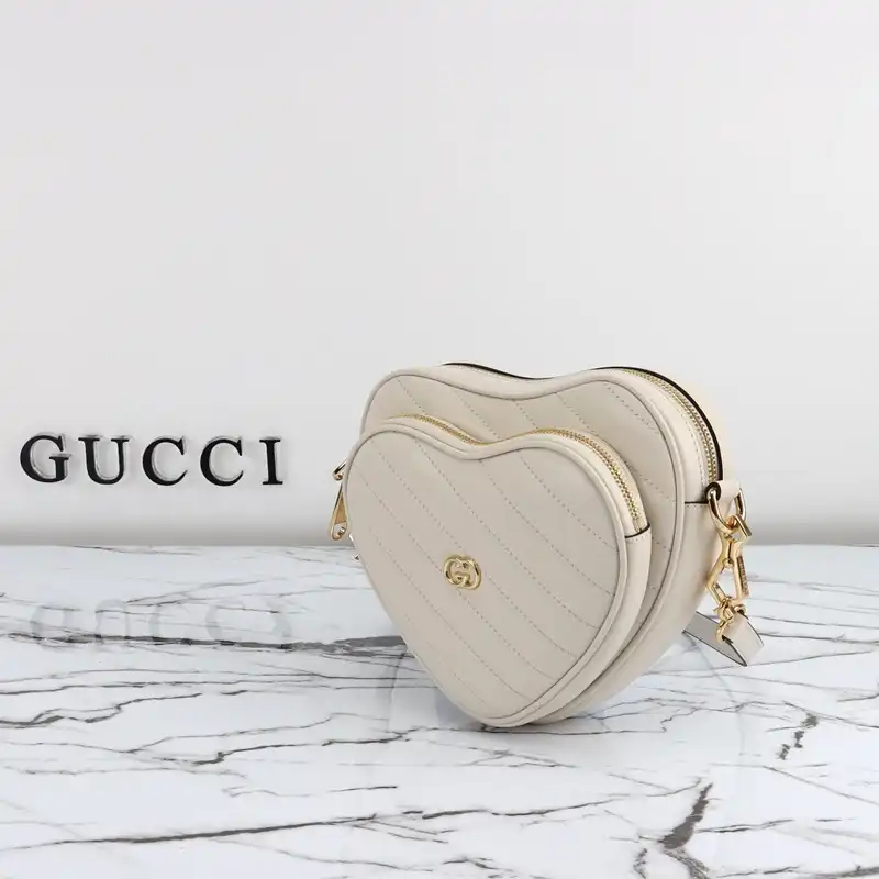 G*u*i bag 2309ya0035