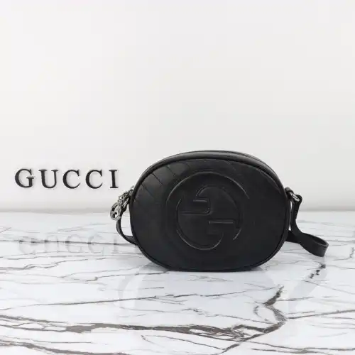 G*u*i bag 2309ya0040