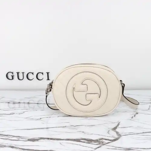 G*u*i bag 2309ya0041