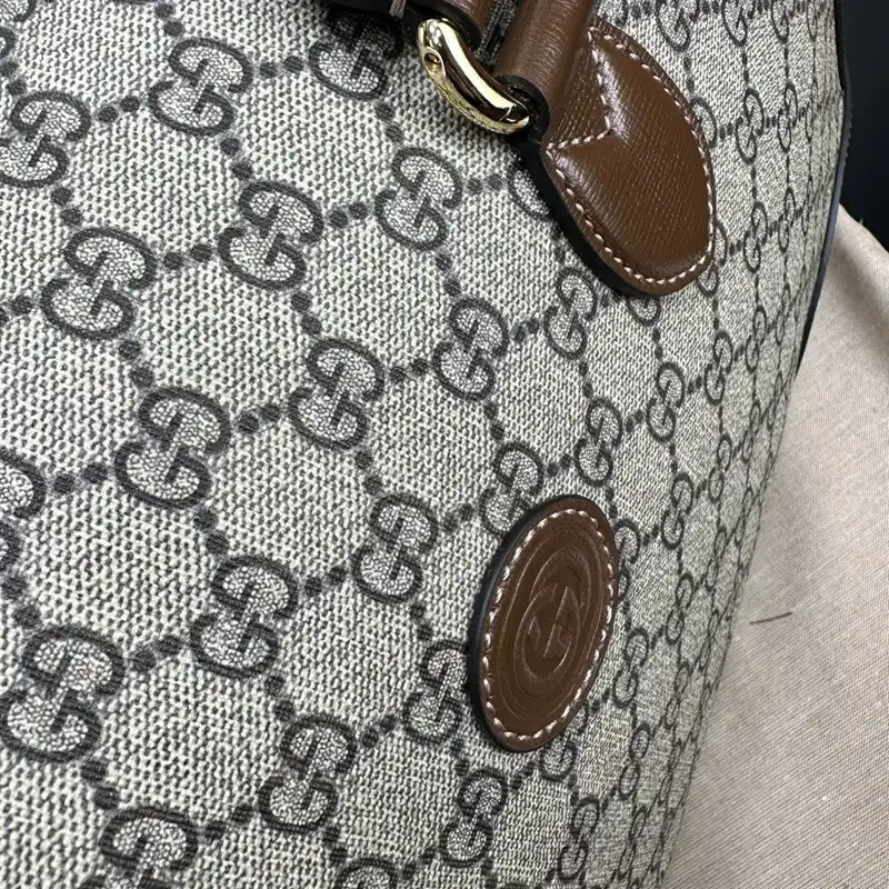 G*u*i bag 2309ya0073