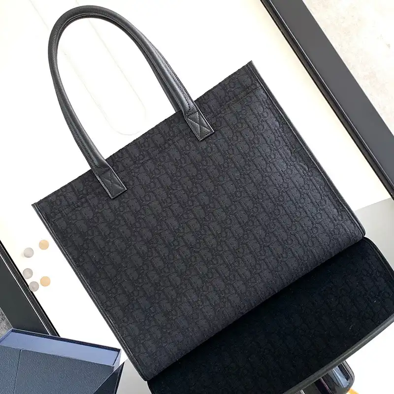 Dio Bag 2309YA0082