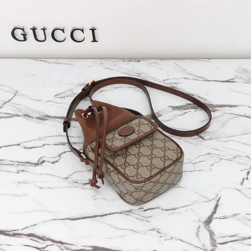 G*u*i bag 2309ya0174