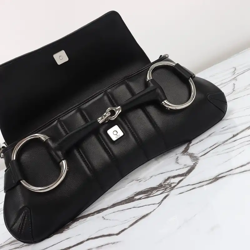 G*u*i bags 2311ya0135
