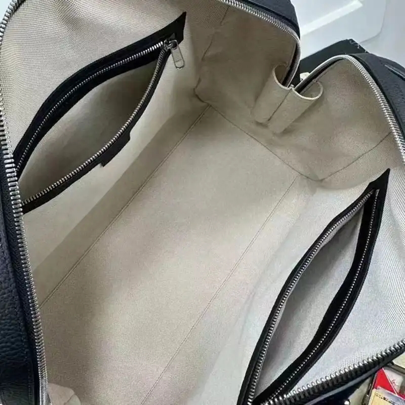 G*u*i bag 2312ht0002