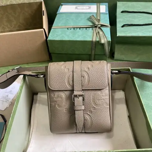 G*u*i bags 2312ya0127