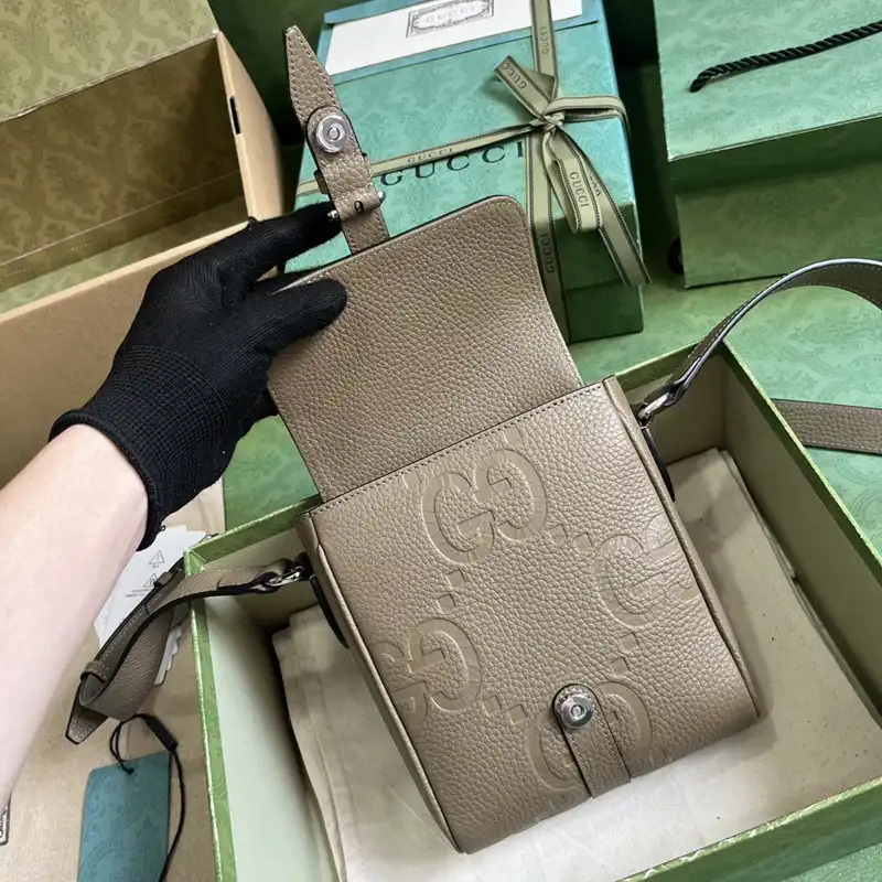 G*u*i bags 2312ya0127