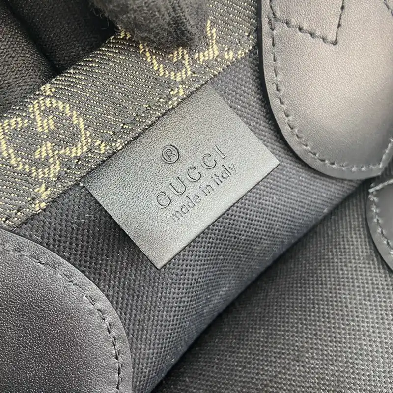 G*u*i bags 2401ya0074