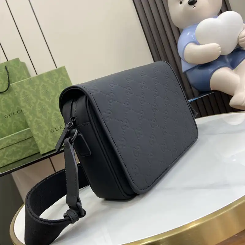 G*u*i bags 2401ya0085