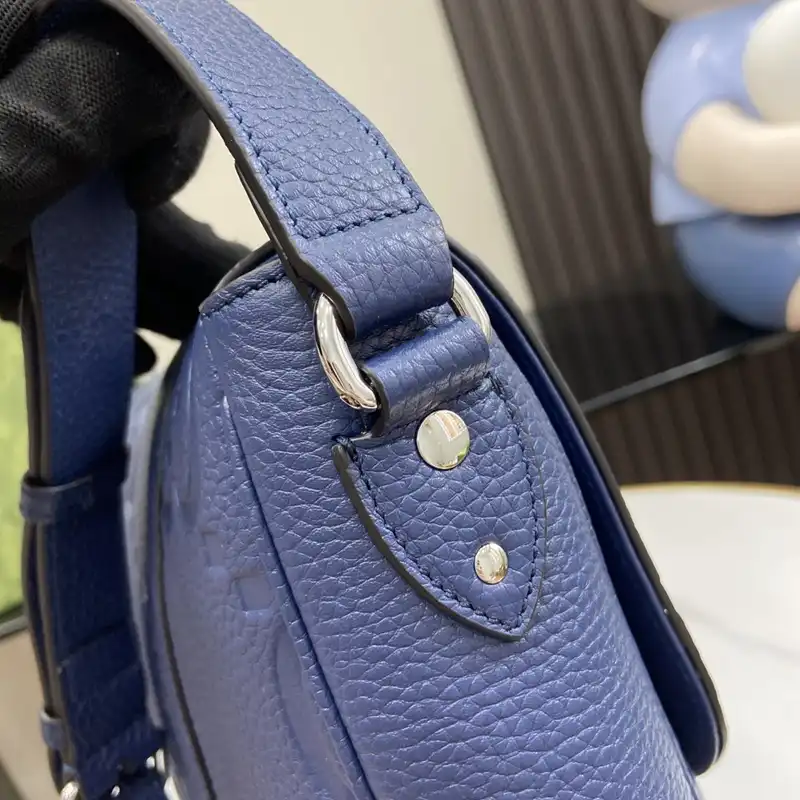 G*u*i bags 2404ya0026