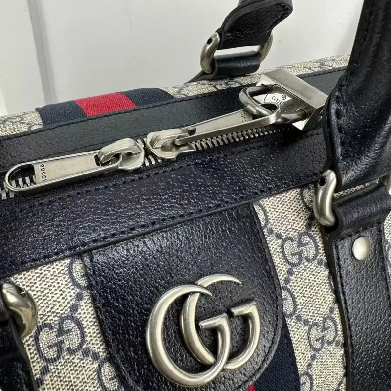 G*u*i bag 2405ht0004