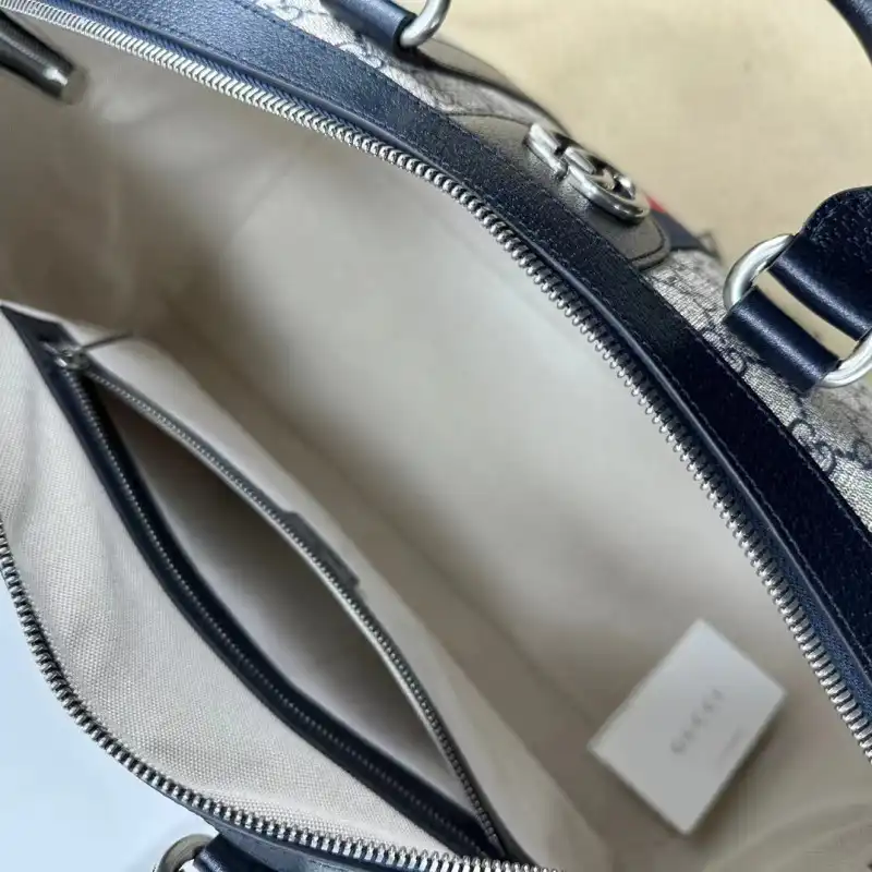 G*u*i bag 2405ht0004