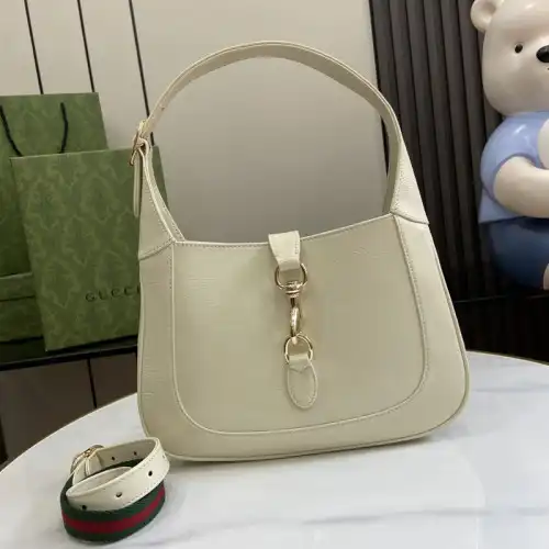 G*u*i bags 2405ya0080