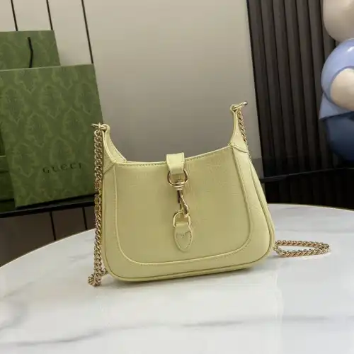 G*u*i bags 2405ya0082