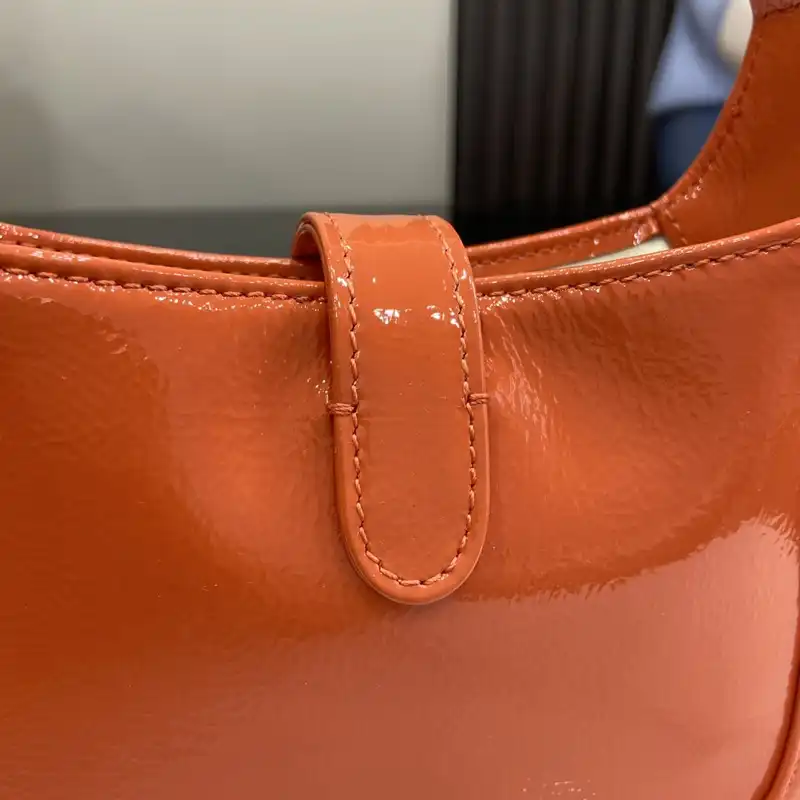 G*u*i bags 2405ya0083