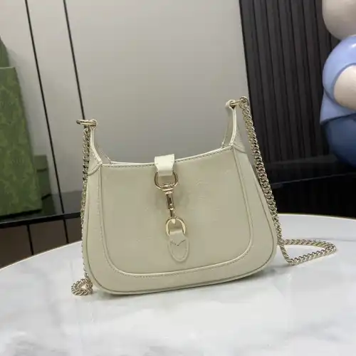 G*u*i bags 2405ya0084