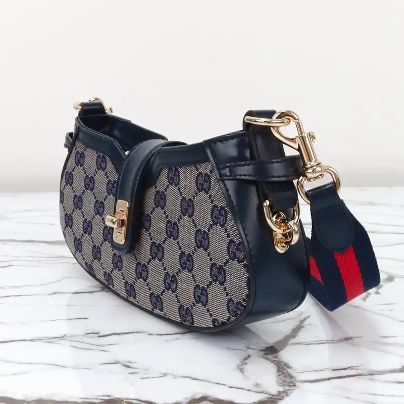 G*u*i bags 2405ya0107