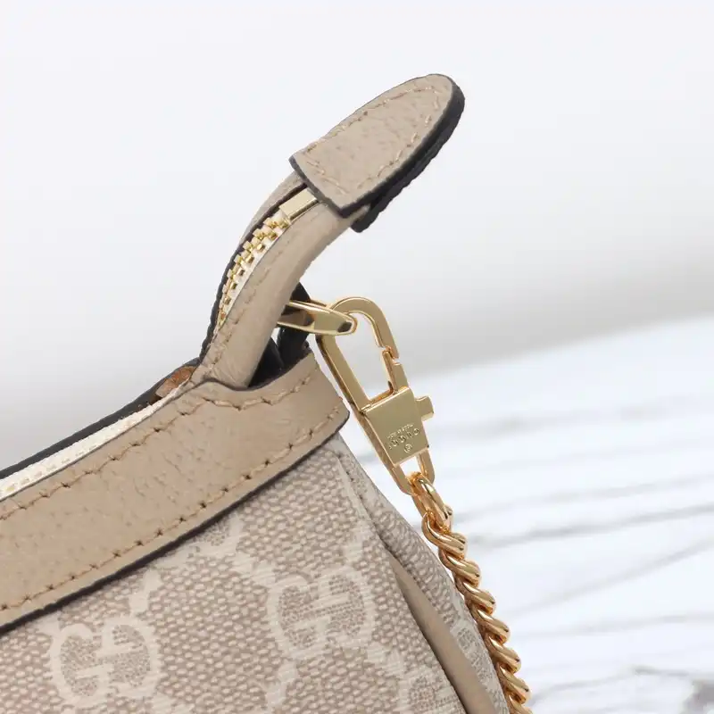 G*u*i bags 2405ya0131