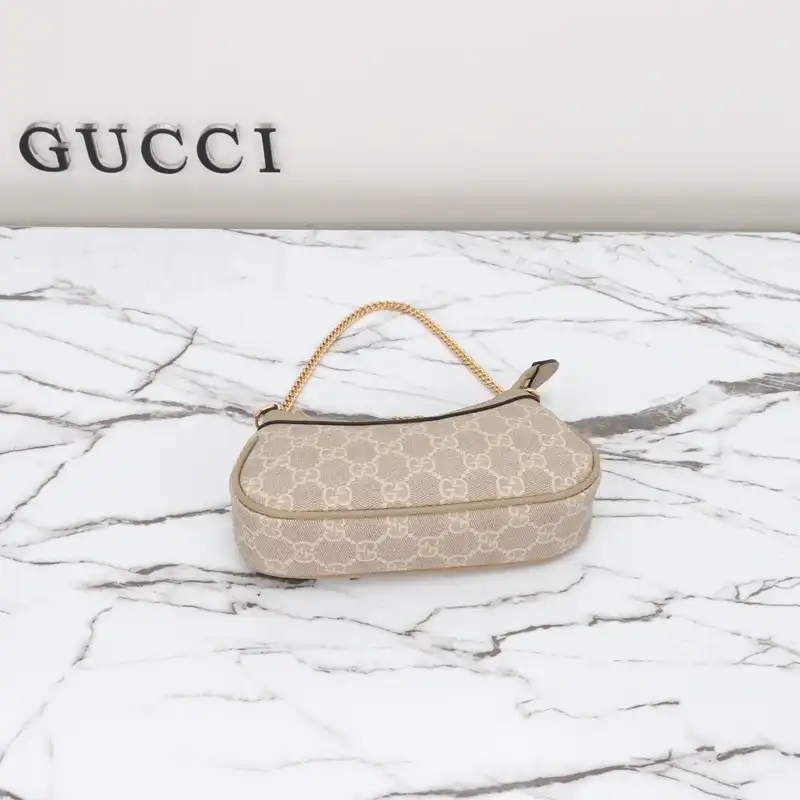 G*u*i bags 2405ya0131