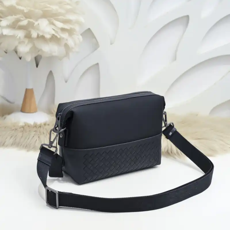 bo*te*ga Ve*ne*ta bags 2406ya0003