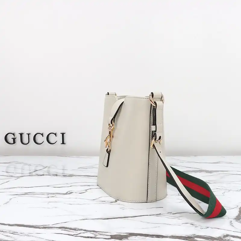 G*u*i bags 2407ya0007