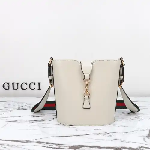 G*u*i bags 2407ya0007
