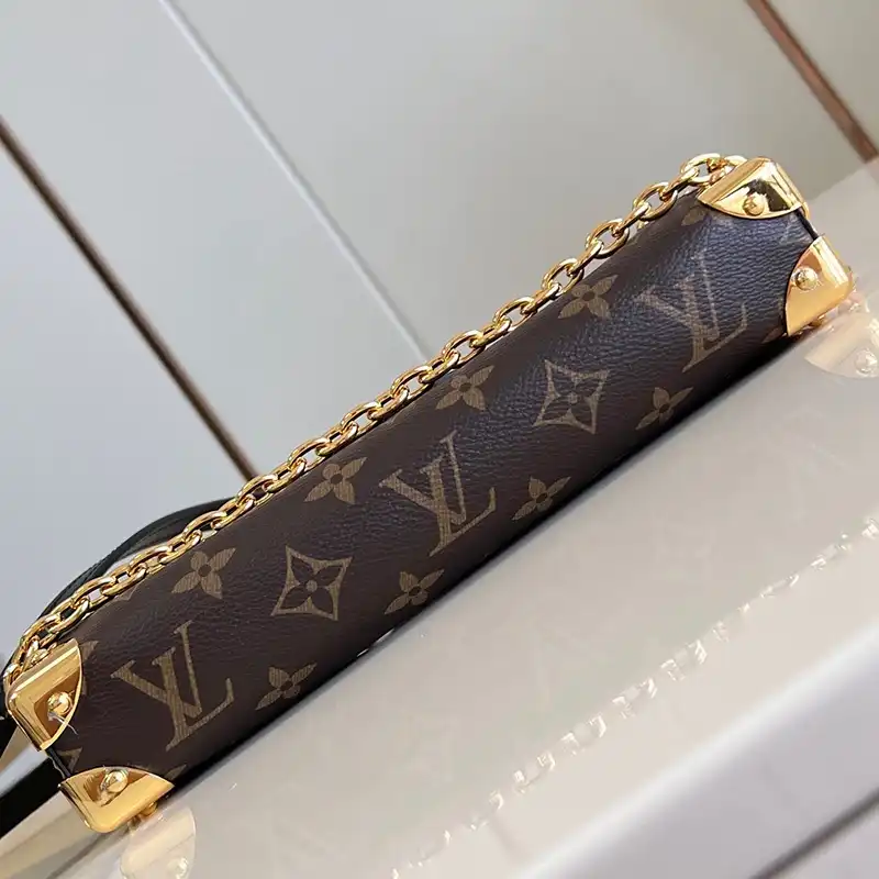 G*u*i bags 2407ya0180