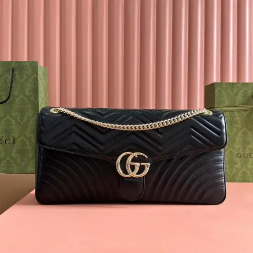 G*u*i bags 2407yz0235
