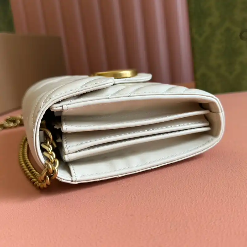 G*u*i bags 2407yz0239