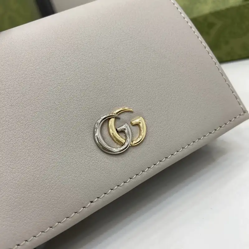 G*u*i bags 2407yz0253
