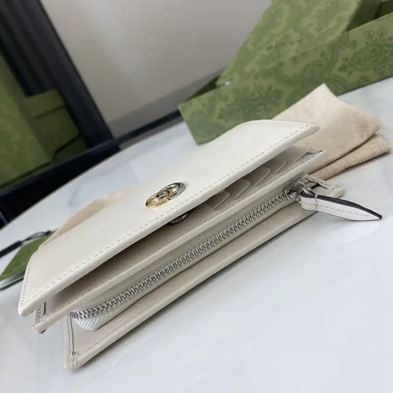 G*u*i bags 2407yz0258