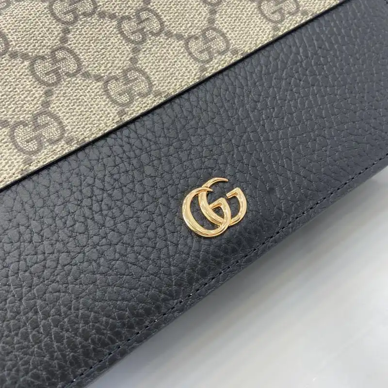 G*u*i bags 2407yz0260