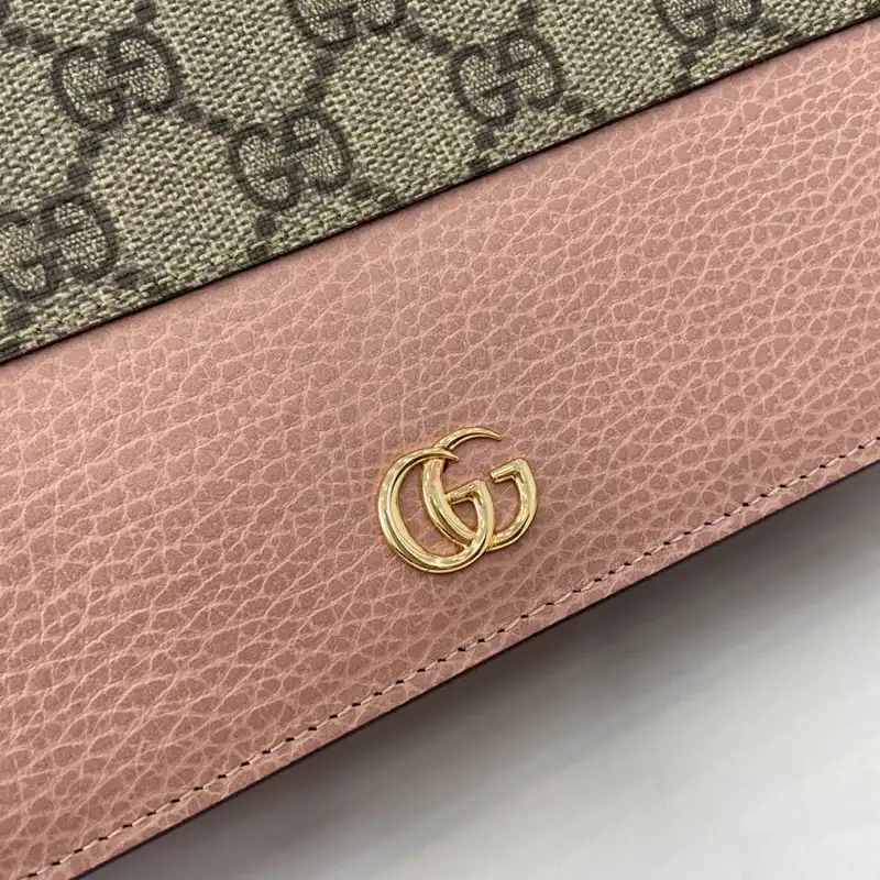G*u*i bags 2407yz0262