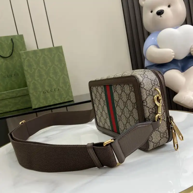 G*u*i bags 2407yz0275