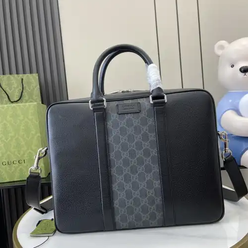 G*u*i bags 2407yz0280