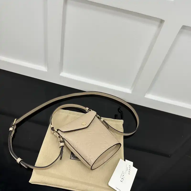 G*u*i bags 2407yz0287
