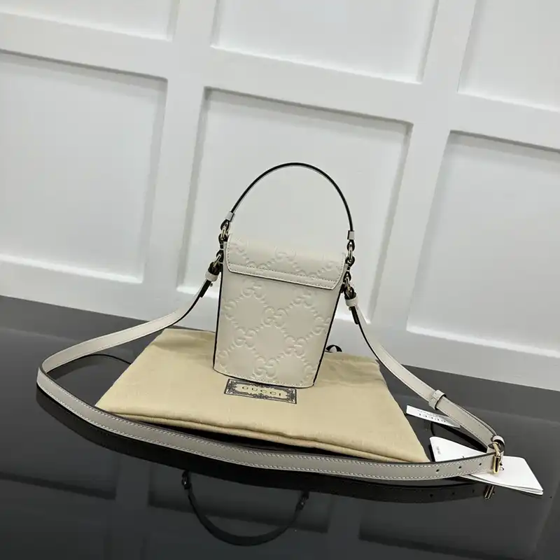 G*u*i bags 2407yz0289