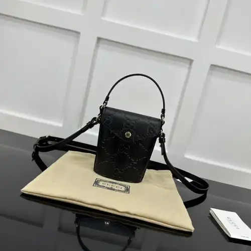 G*u*i bags 2407yz0290