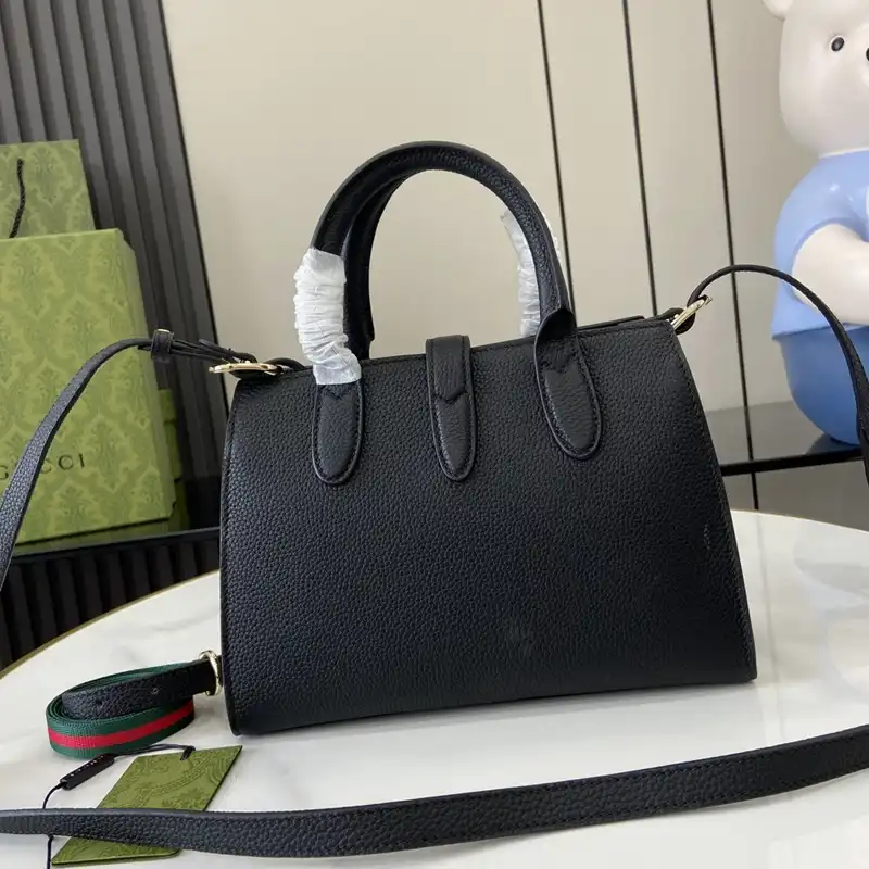 G*u*i bags 2408ya0027
