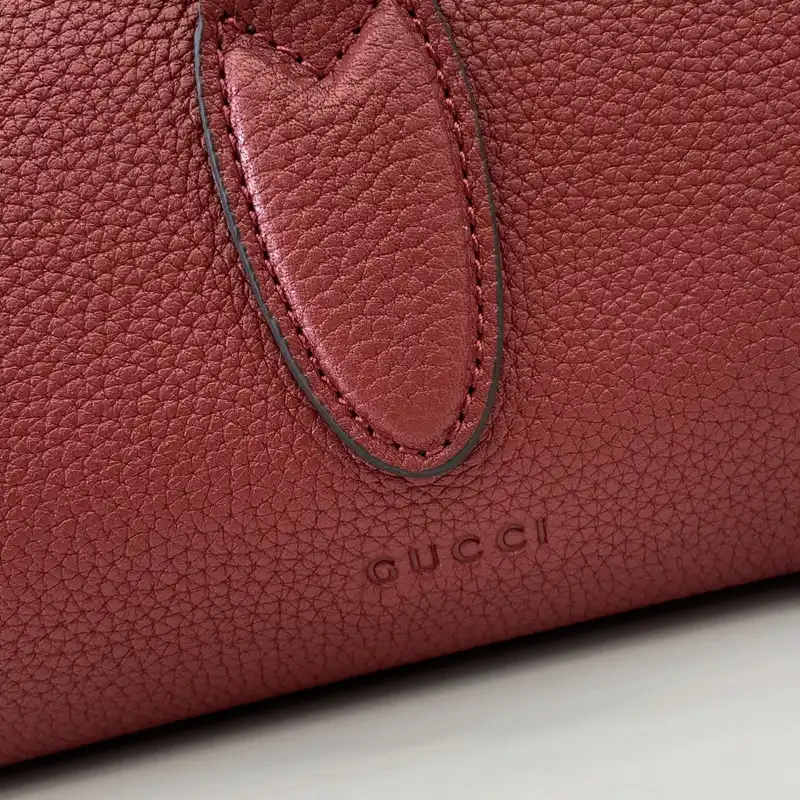 G*u*i bags 2408ya0031