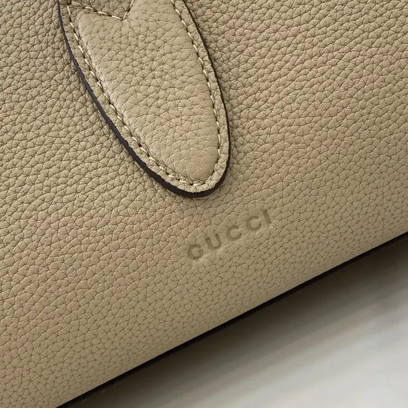G*u*i bags 2408ya0032
