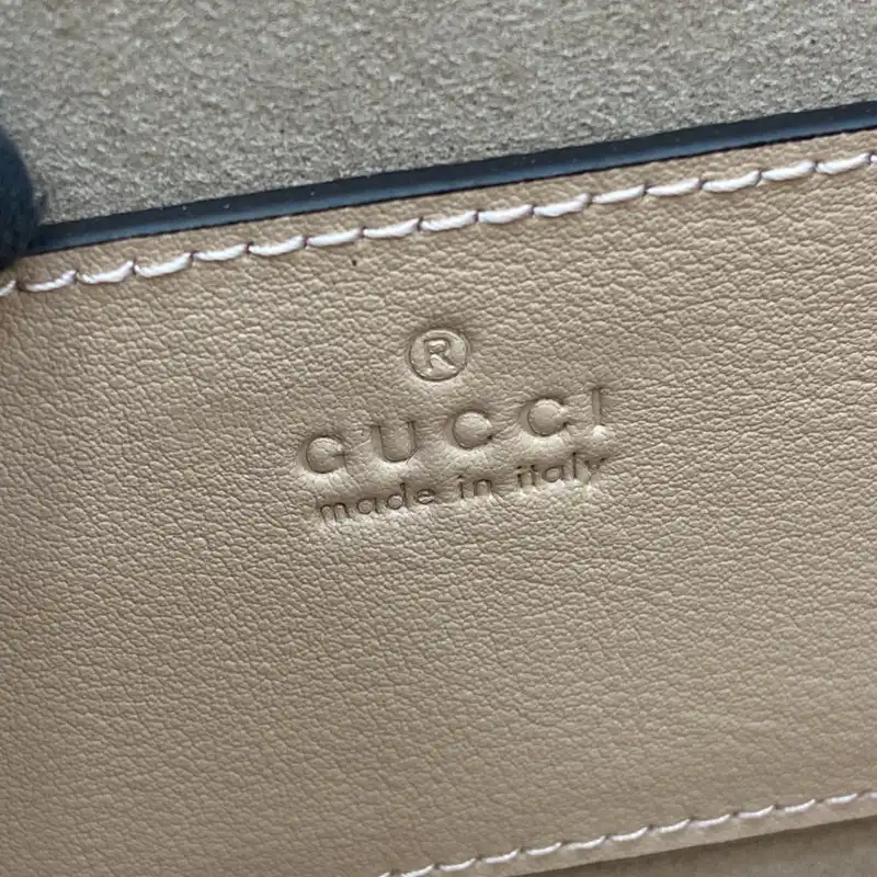 G*u*i bags 2408ya0044