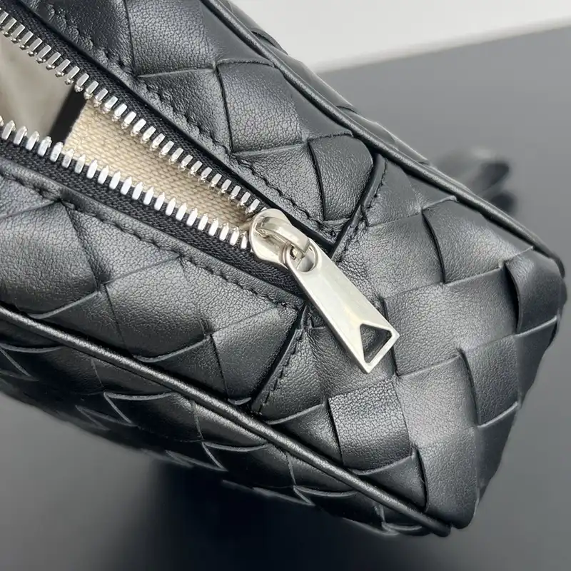 bo*te*ga Ve*ne*ta bags 2409sf0021