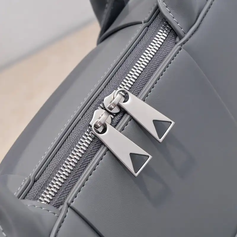 Bottega Veneta Bags 2409SF0055