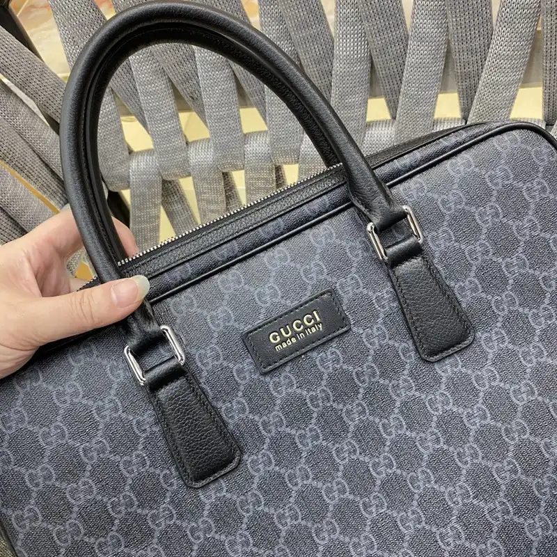 G*u*i bags 2410ya0111