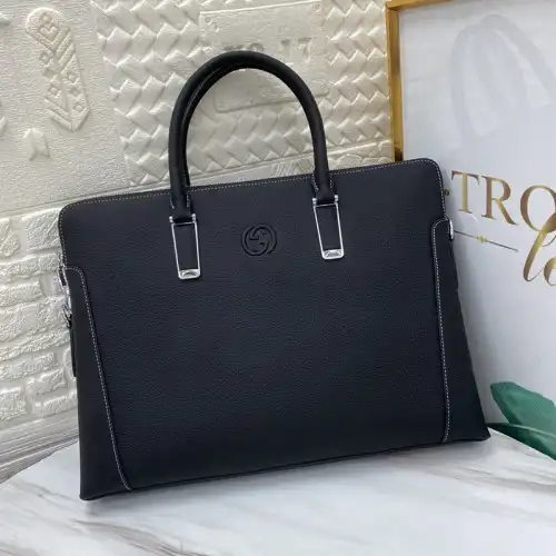 G*u*i bags 2410ya0120
