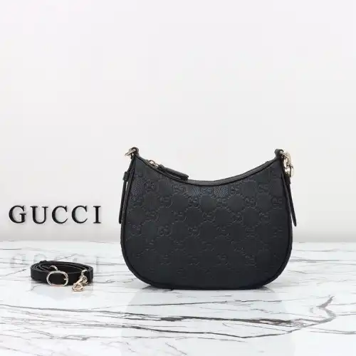 G*u*i bags 2410ya0193