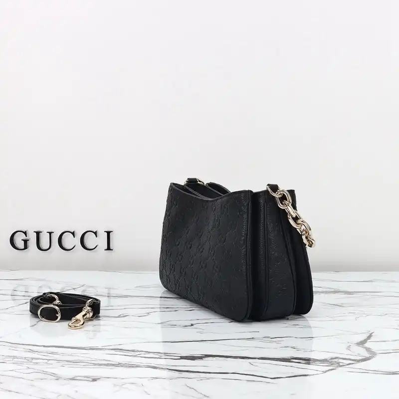 G*u*i bags 2410ya0194