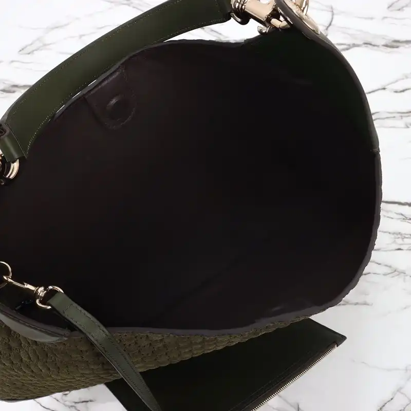 G*u*i bags 2411ya0183